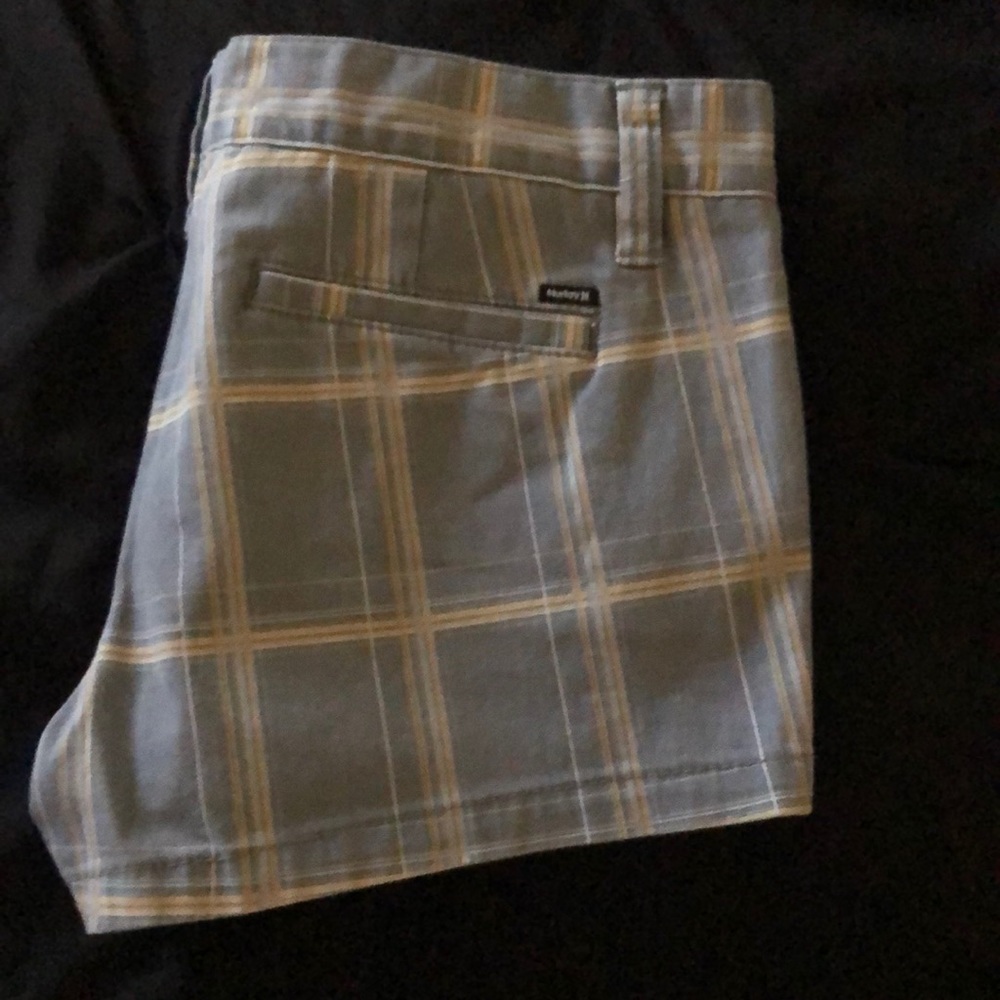 Shorts - Picture 4 of 4